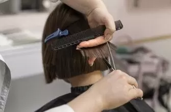 Окрашивание волос по лунному календарю на 2023 год